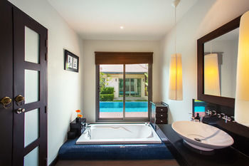Onyx Villas By Tropiclook Rawai Extérieur photo
